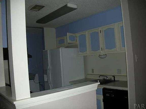 2nd image of 2201 Scenic Hwy APT L7