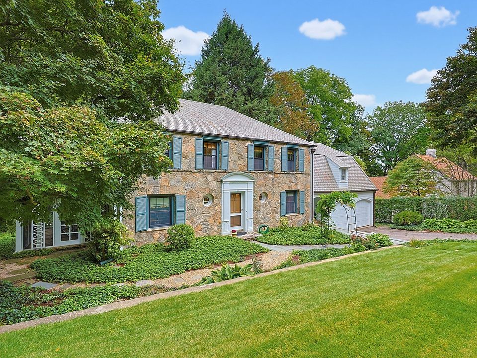 1st image of 28 Drury Ln