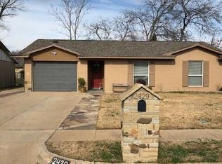2429 Willow Ln, Irving, TX 75060