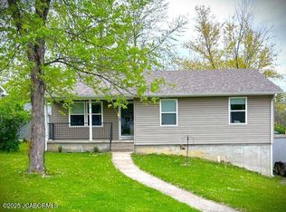 919 Dixie Ave, Fulton, MO 65251