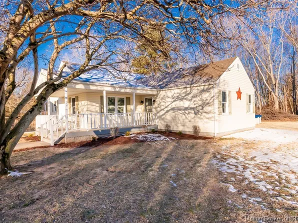 427 S State Road 39, Scottsburg, IN 47170