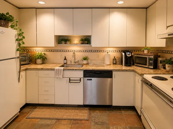 140 Pearl St #1, Cambridge, MA 02139