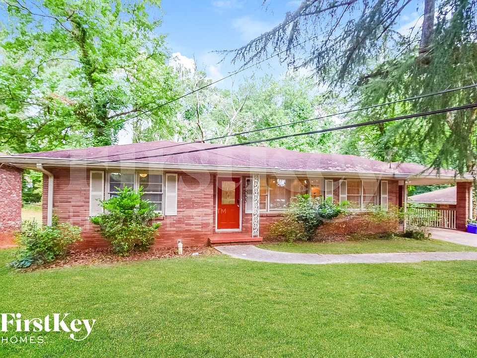 1885 Long Dr