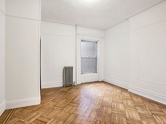 5th image of 657 Saint Marks Ave APT 3C