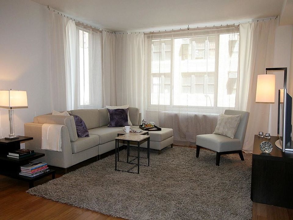 1st image of 320 W 38th St APT 708