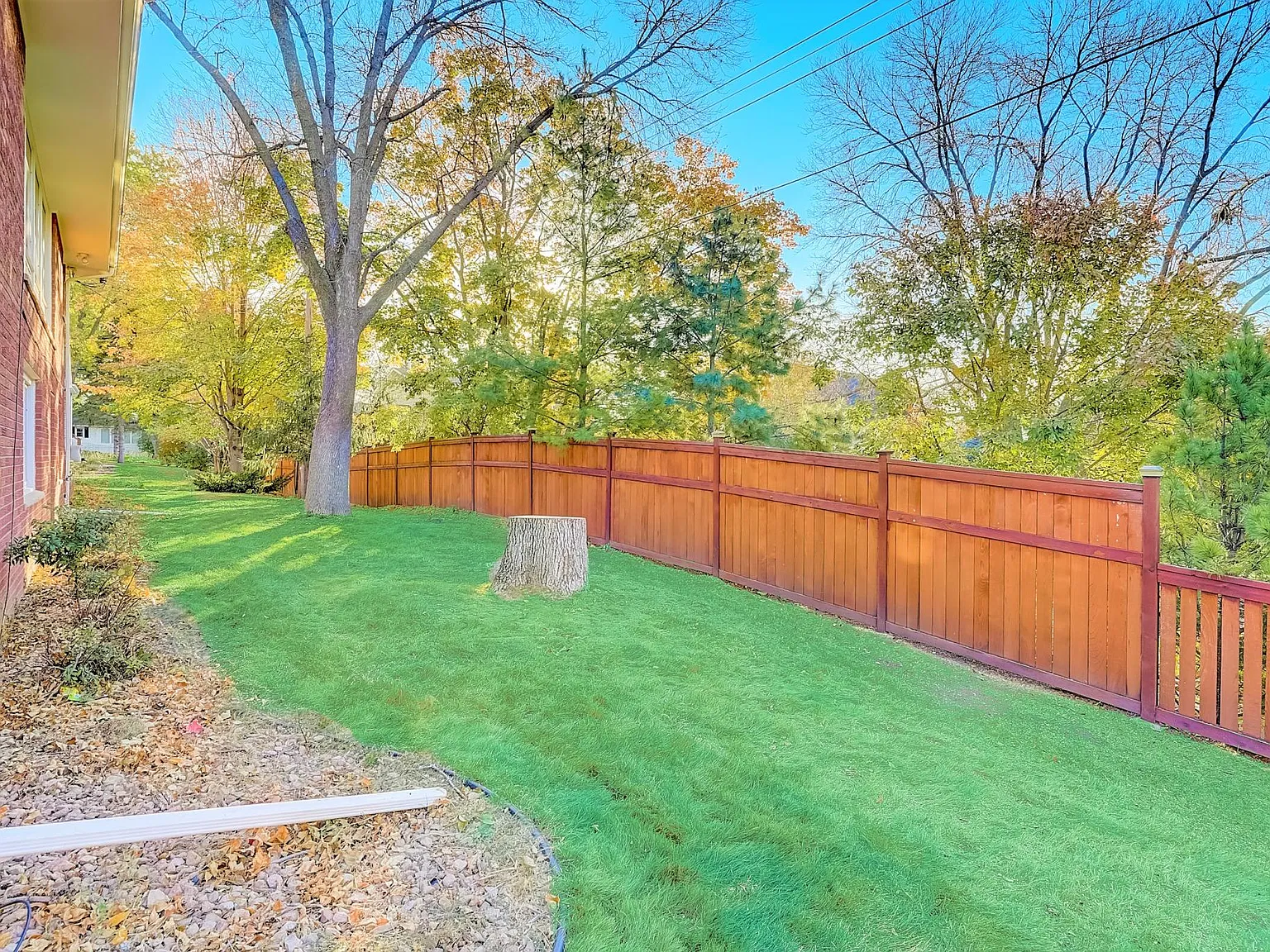 5205 Benton Avenue — Photo 4