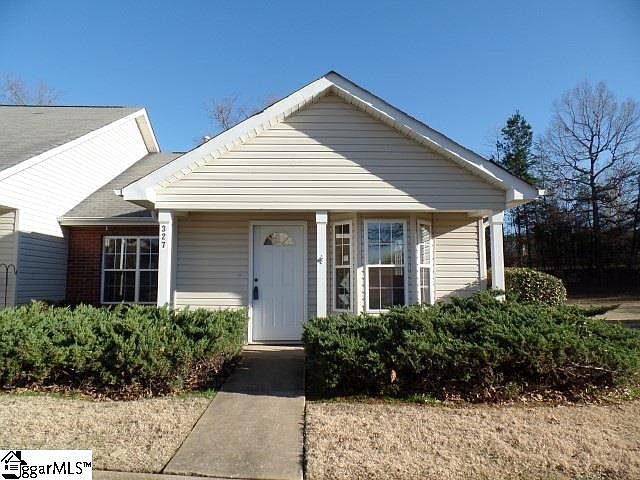 1st image of 327 Woodruff Park Ln