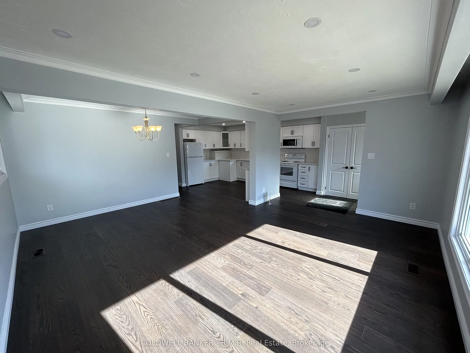 3 bed, $2,500 — Photo 4