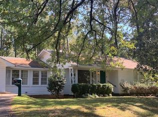 205 Iris Ln, Pineville, LA 71360