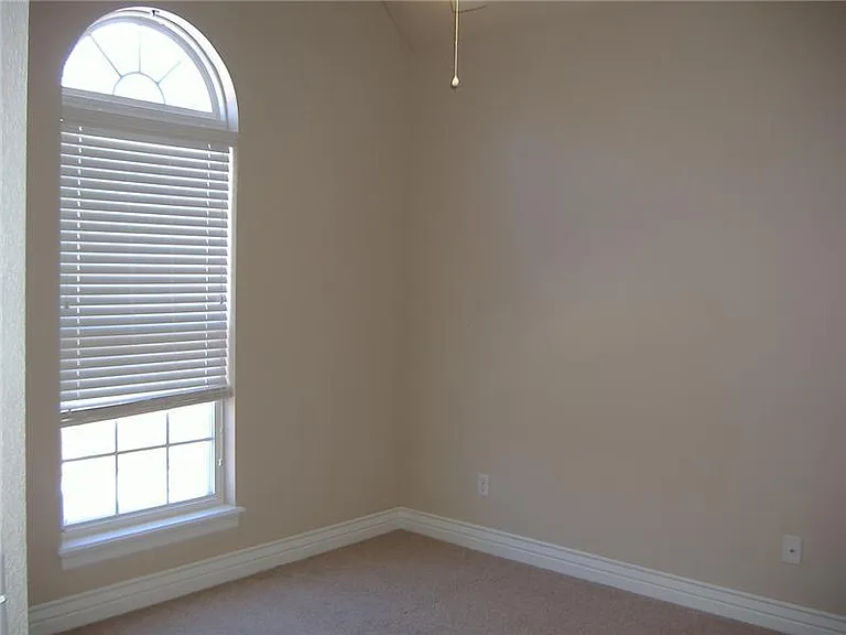 34 Witherby Dr — Photo 14