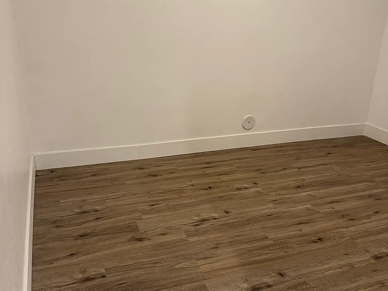 350 W 1045 N — Photo 20