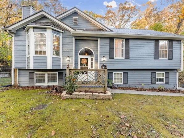 4647 Laurel Brook Dr, Flowery Branch, GA 30542