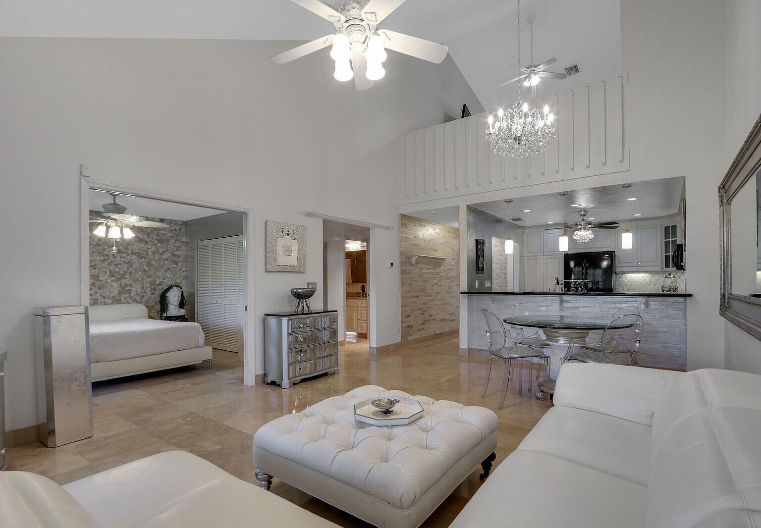 6136 SE Georgetown Place