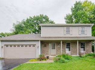 2670 Kettlehook Dr, Elgin, IL 60124