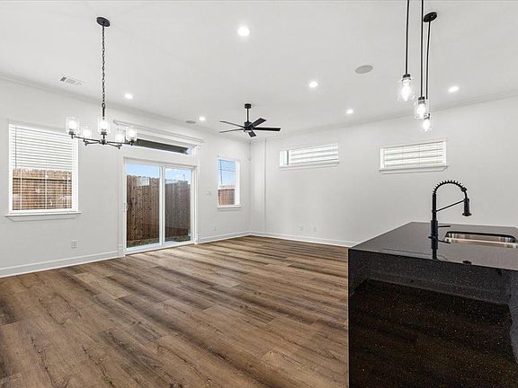 3rd image of 5014 Elizabeth City St