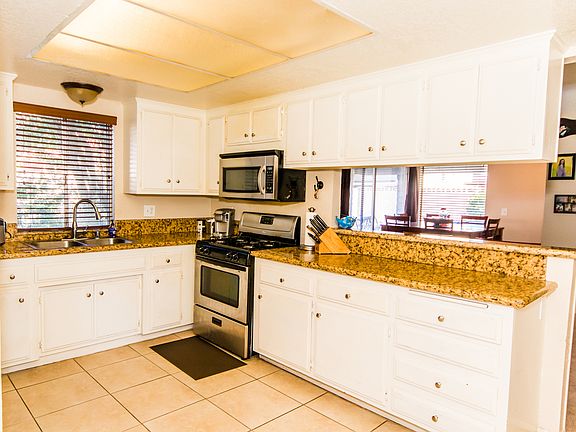 4th image of 40410 Royal Cir