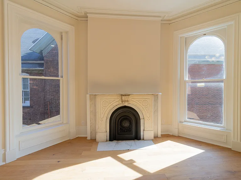 17 N Pearl St #3 — Photo 7