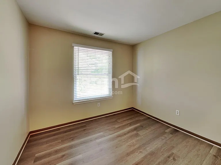 21216 W Chastworth Ln — Photo 15