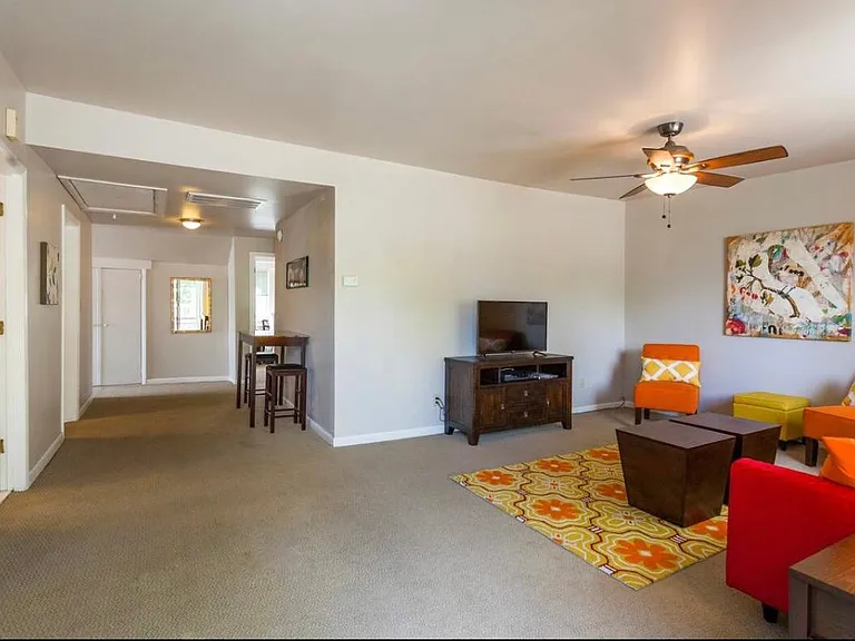 1709 Villa Pl #B — Photo 8