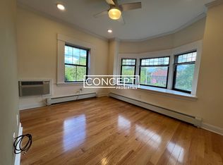 217 Commonwealth Ave #14, Chestnut Hill, MA 02467