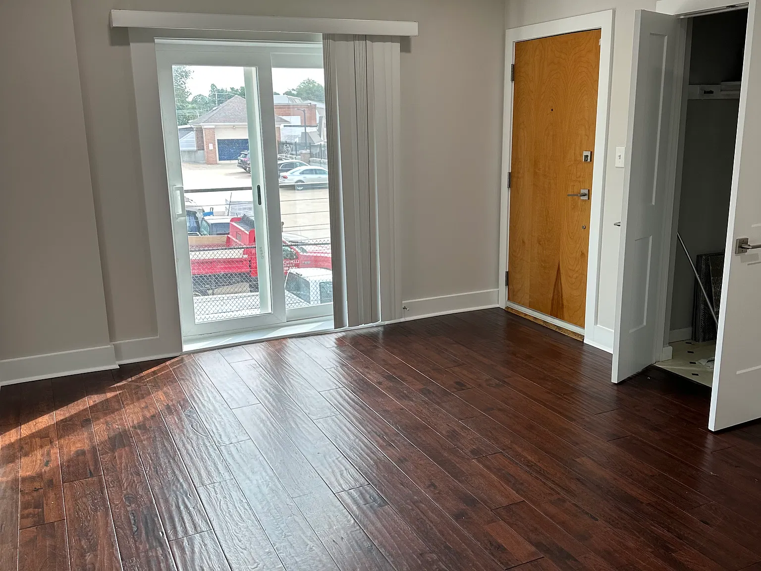 2 bed, 1200 sqft, $2,200 — Photo 3