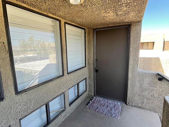 2nd image of 483 Bradshaw Ln #14