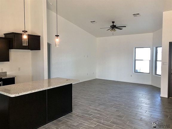 4th image of 4002 E Monreal Ln