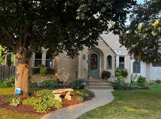 200 11th Ave N, Hopkins, MN 55343