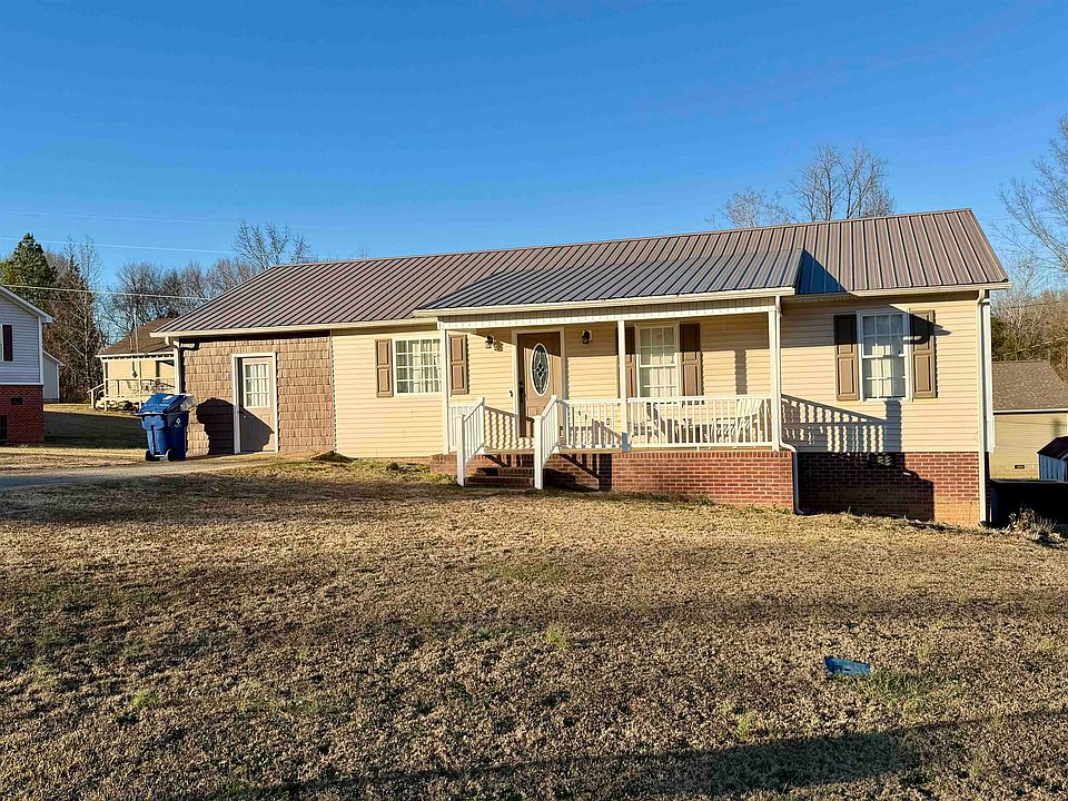 1st image of 233 Beaverwood Dr