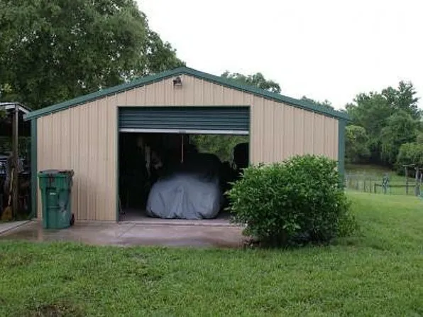 5155 Blueberry Acres, De Leon Springs, FL 32130