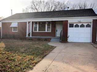 711 S Armour St, Wichita, KS 67207