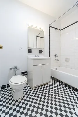 Rented by Compass | media 17