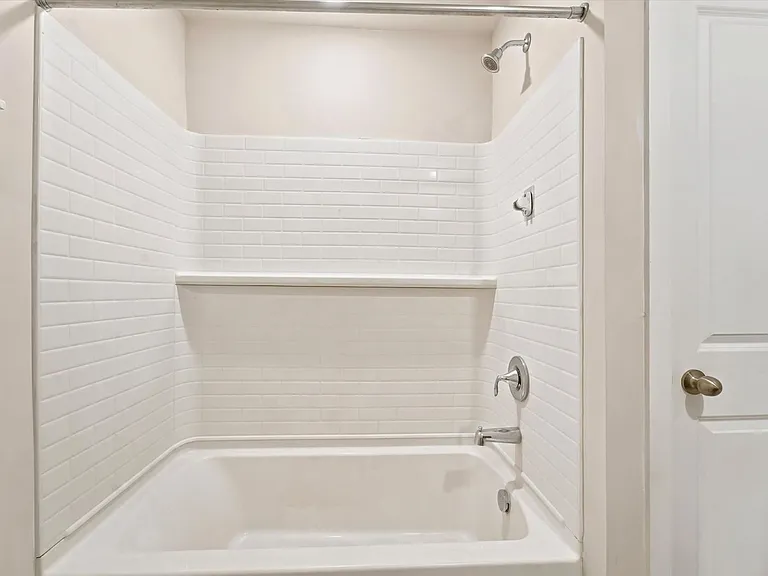 59 Four Leaf Dr — Photo 13