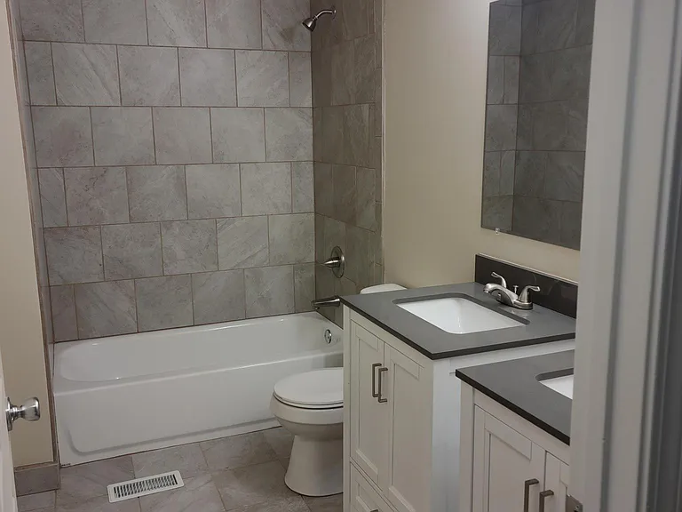2911 Velden Dr — Photo 7