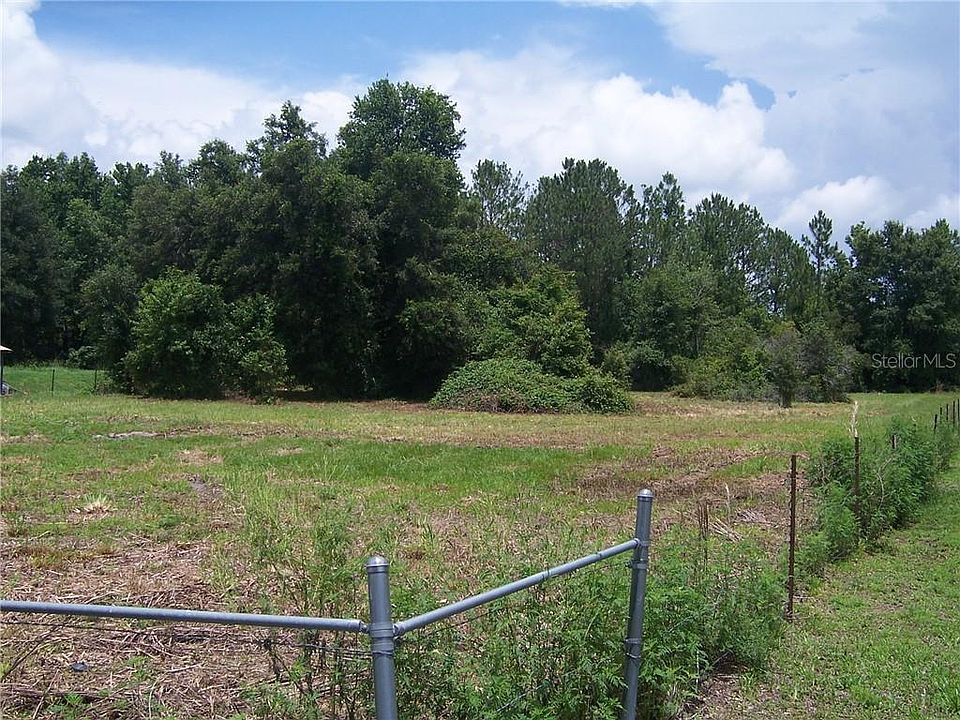 2nd image of 921 Saddlewood Blvd