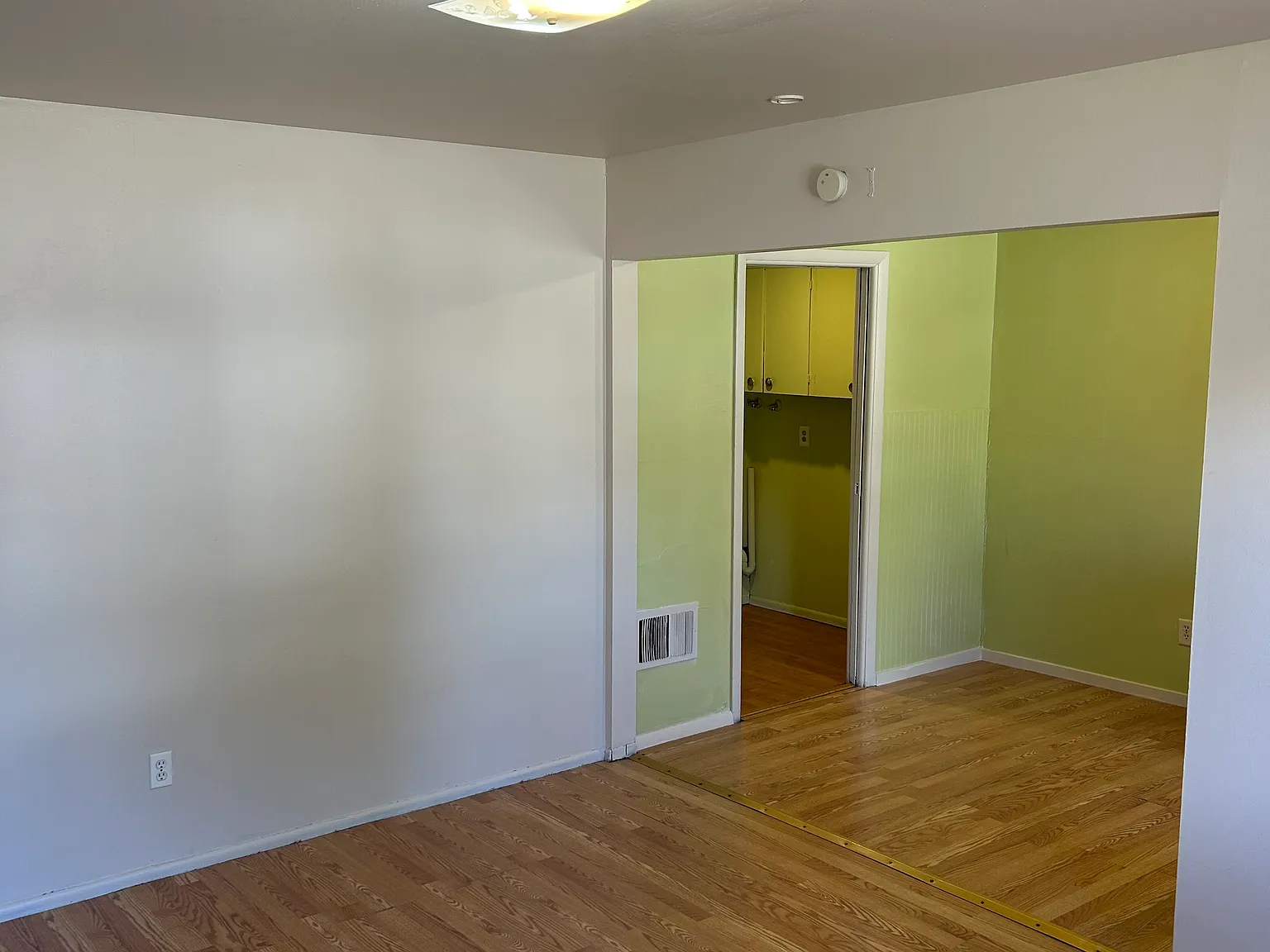 1 bed, 600 sqft, $950 — Photo 2