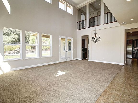 5th image of 2301 Beckett Dr