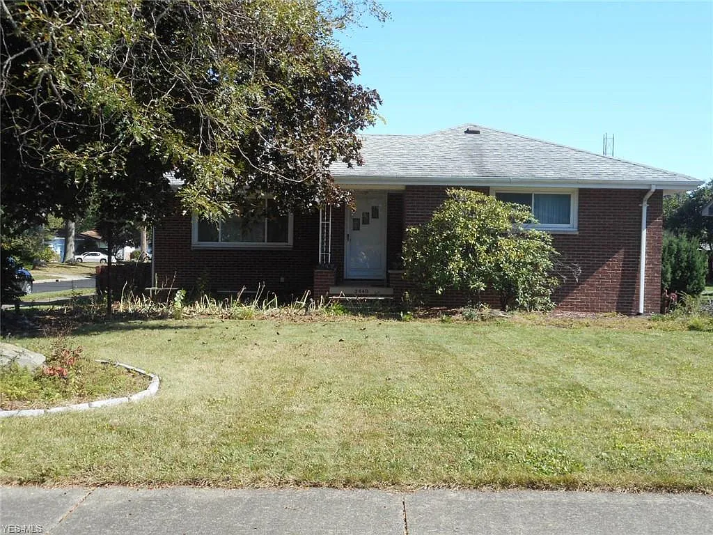 2448 Monticello Ave NW photo 1