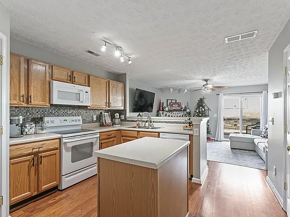5th image of 3297 Harpeth Springs Dr