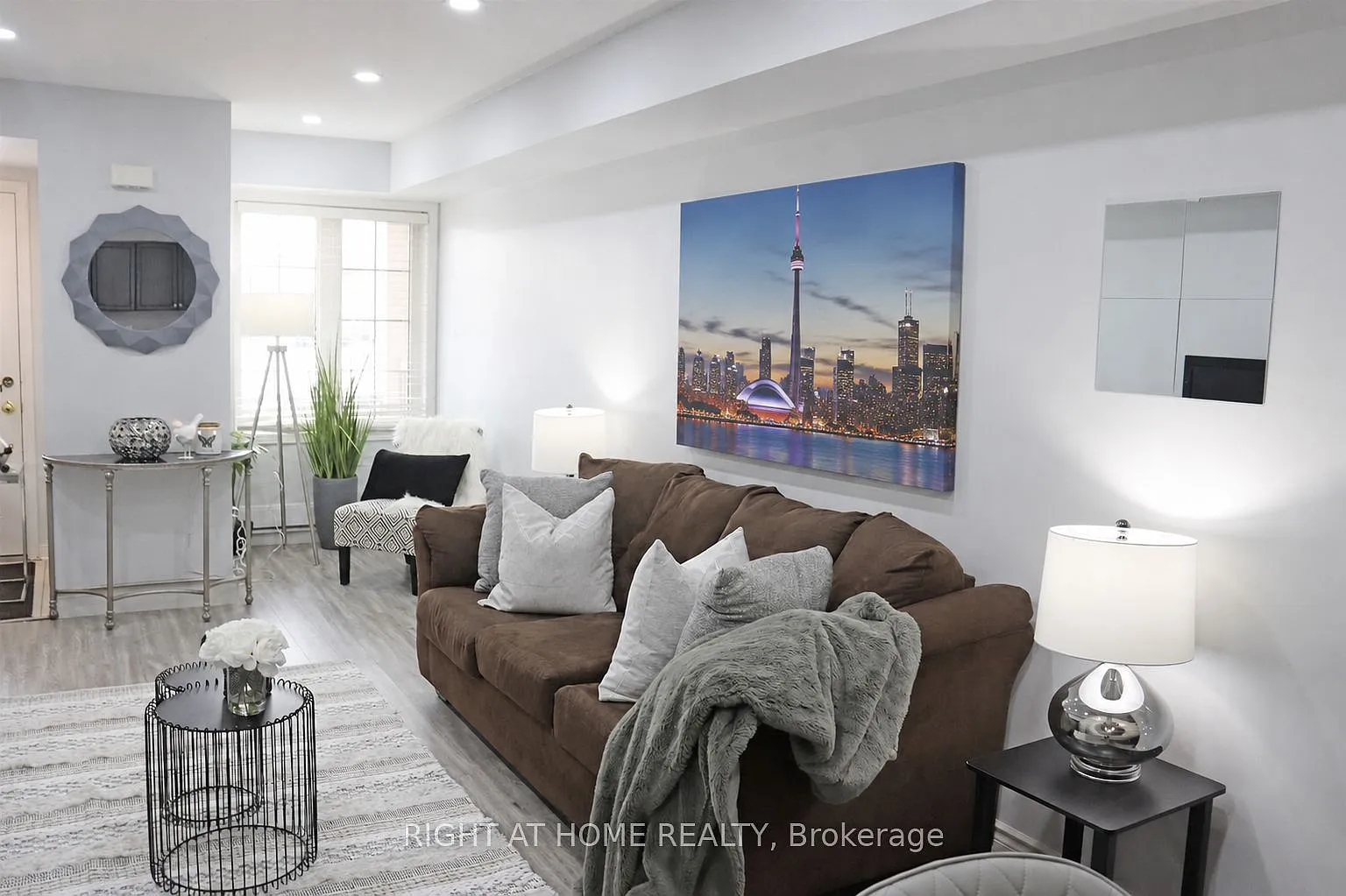 2 bed, $2,400 — Photo 2
