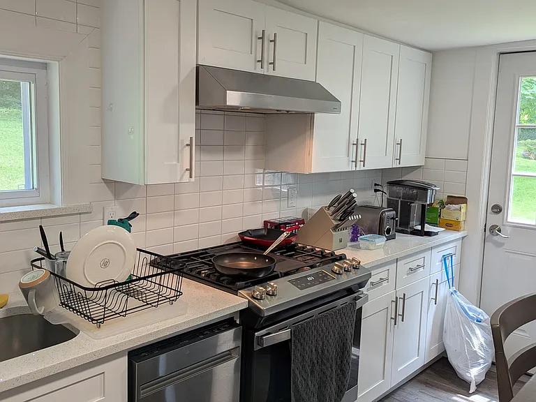 750 Commerce St #1 — Photo 1