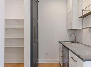 6033 Kellogg Ave, Edina, MN 55424