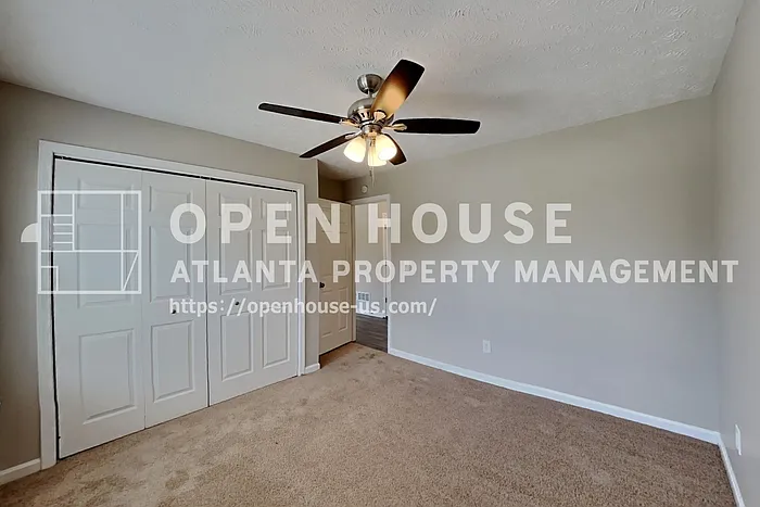 4504 Rushing Wind Ct — Photo 15
