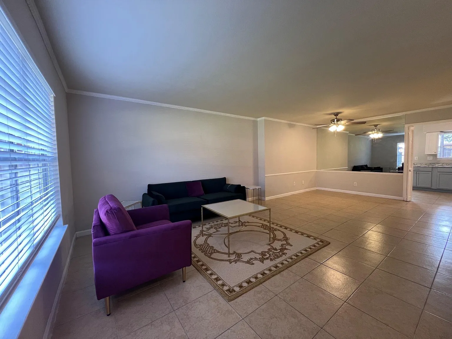 2 bed, 1.5 bath, 1204 sqft, $1,650 — Photo 4