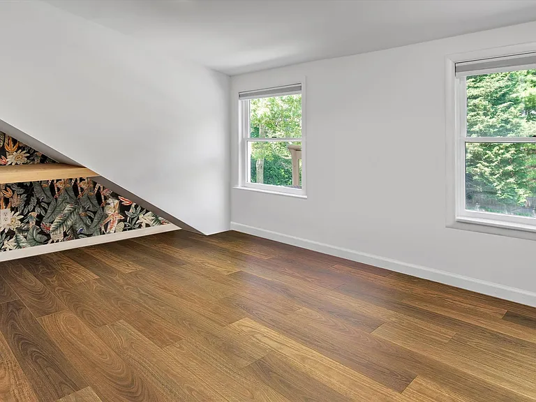 18 Bay View Rd — Photo 31
