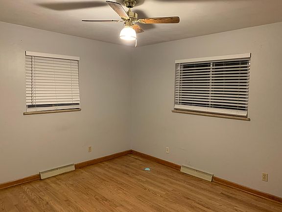 5th image of 2654 15th Ave