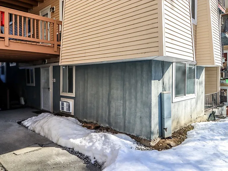 615 Fox Run Ln — Photo 22