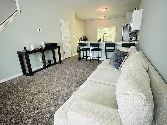 2nd image of 119 Buckhorn Ave #119