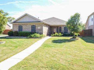 2116 Prescott Downs Dr, Denton, TX 76210