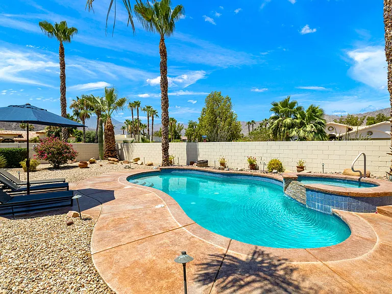 78710 Avenida Naranja — Photo 11